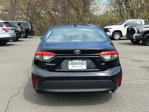 Used 2024 Toyota Corolla LE image 5