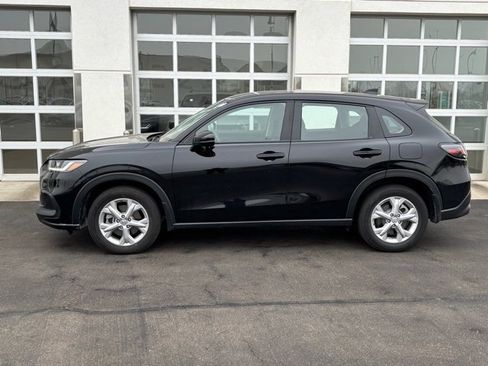 Certified 2025 Honda HR-V LX image 4