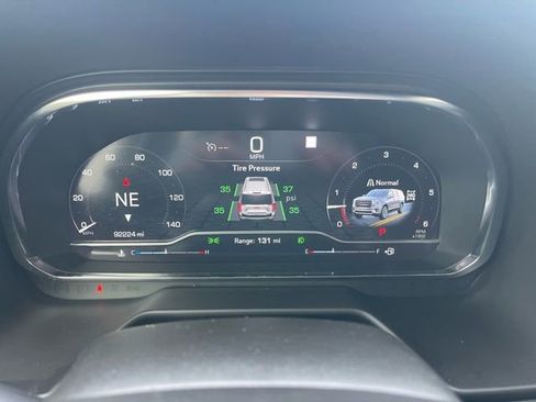 Used 2023 GMC Yukon AT4 w/ Technology Package image 24