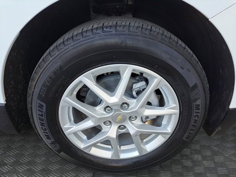 Certified 2023 Chevrolet Equinox LT image 17