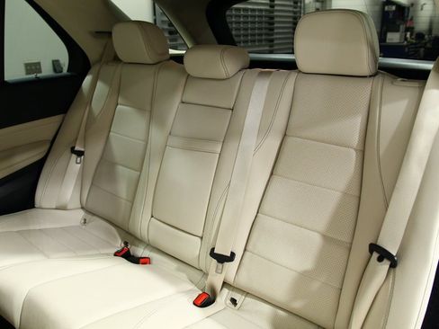 Used 2025 Mercedes-Benz GLE 350 GLE 350 image 30