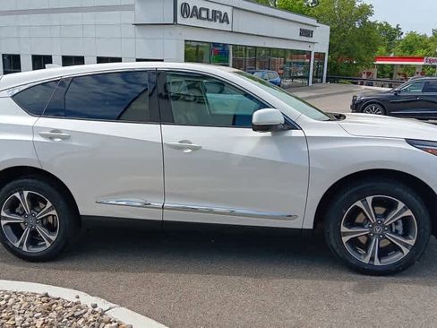 Used 2024 Acura RDX SH-AWD w/ Advance Package image 6