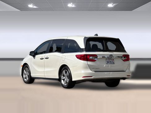 Used 2018 Honda Odyssey EX-L image 3