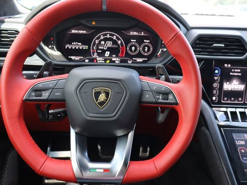 Used 2024 Lamborghini Urus S AWD/4WD image 6