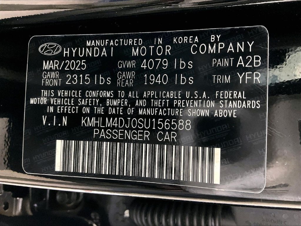 Used 2025 Hyundai Elantra SEL FWD image 35