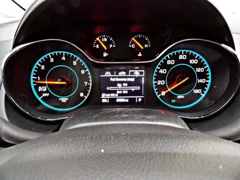 Used 2017 Chevrolet Cruze LS image 15