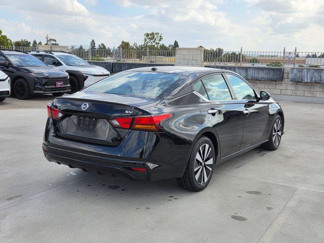 Used 2021 Nissan Altima 2.5 SV FWD image 5