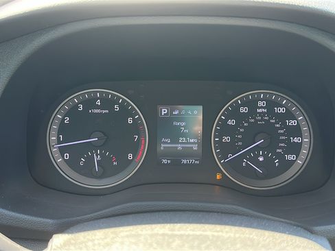 Used 2018 Hyundai Tucson Value AWD/4WD image 19