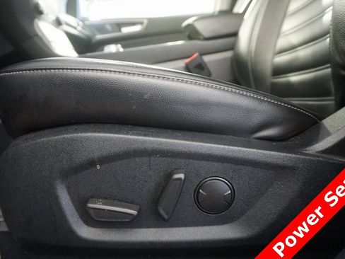 Used 2020 Ford Edge SEL w/ Convenience Package image 6