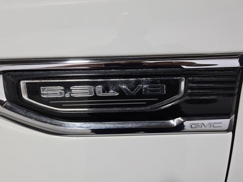 Used 2021 GMC Sierra 1500 SLE w/ Max Trailering Package image 9