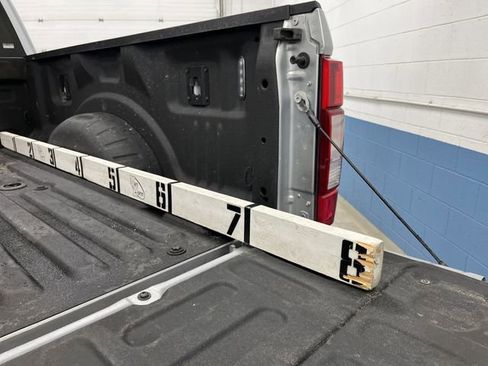 Used 2022 Ford F350 Lariat w/ Tremor Off-Road Package image 16