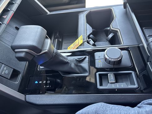 Certified 2025 Toyota Tundra SR5 w/ SR5 Convenience Package AWD/4WD image 23