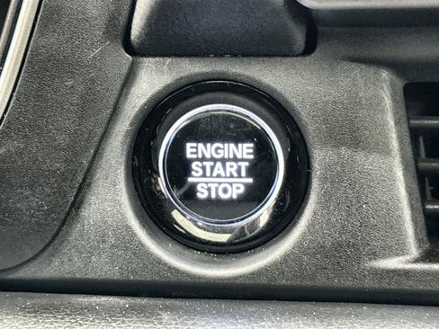 Used 2024 Honda Pilot Touring image 24