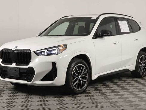 Used 2023 BMW X1 xDrive28i w/ Premium Package AWD/4WD image 9