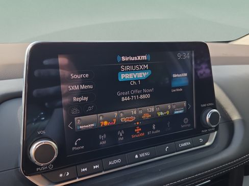 Used 2023 Nissan Rogue S FWD image 19