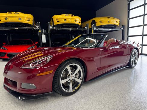 Used 2006 Chevrolet Corvette Convertible w/ Preferred Equipment Group RWD image 4