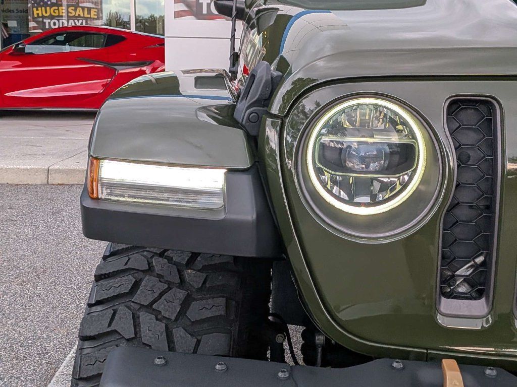 Used 2022 Jeep Wrangler Unlimited Rubicon w/ Trailer Tow Package AWD/4WD image 10