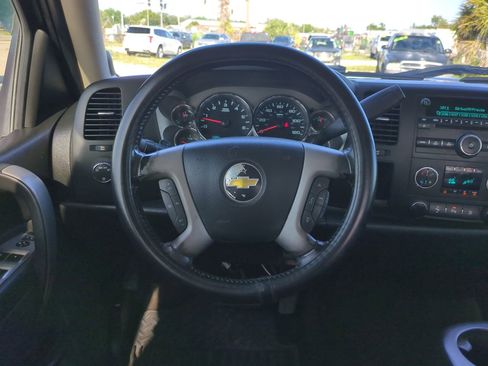 Used 2011 Chevrolet Silverado 1500 LT w/ Regional Value Package RWD image 15