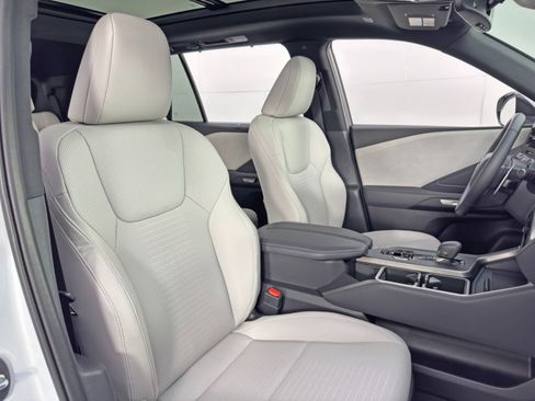 Used 2025 Lexus TX 350 TX 350 Premium w/ Technology Package image 38