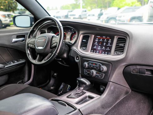 Used 2023 Dodge Charger R/T w/ Blacktop Package RWD image 9