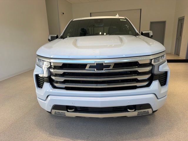New 2026 Chevrolet Silverado 1500 High Country AWD/4WD image 2