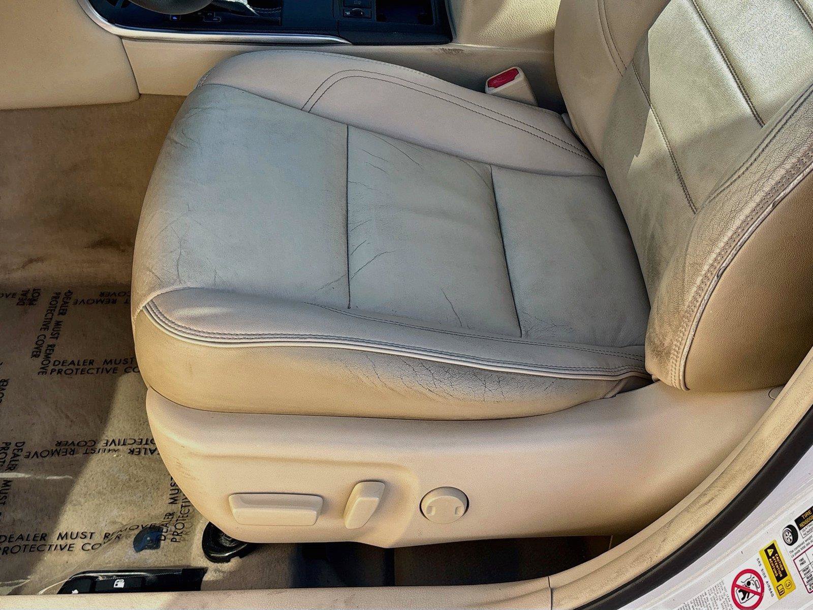 Used 2016 Toyota Camry XLE FWD image 19
