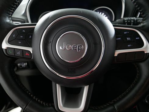 Used 2018 Jeep Compass Limited AWD/4WD image 25