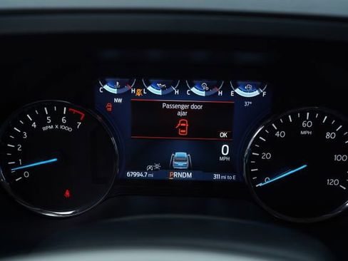 Used 2023 Ford Expedition XLT image 32