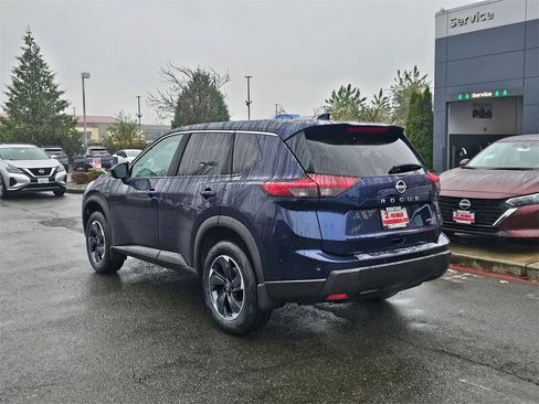 New 2026 Nissan Rogue SV image 7