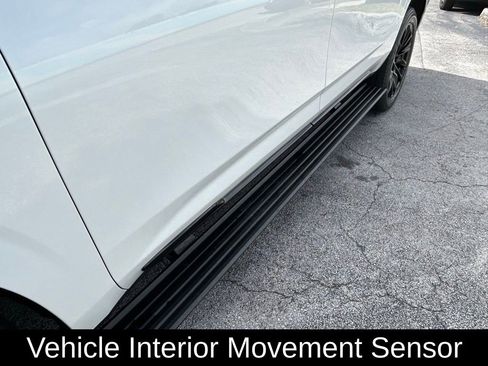 Used 2024 Cadillac Escalade ESV Sport Platinum w/ LPO, ONYX Package image 32