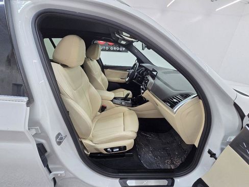 Used 2018 BMW X3 xDrive30i AWD/4WD image 25