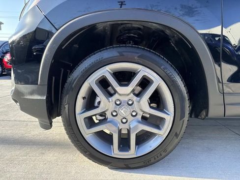 Used 2023 Honda Passport EX-L image 4