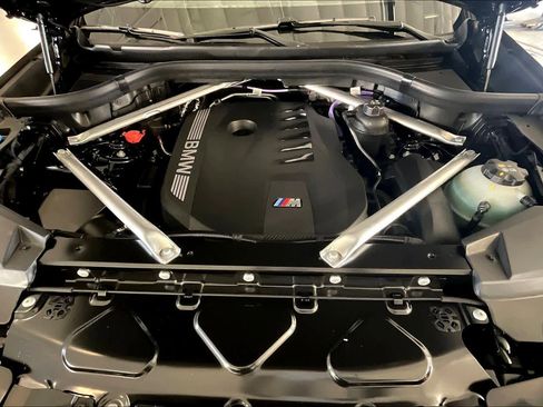 New 2026 BMW X6 xDrive40i w/ Climate Comfort Package image 16