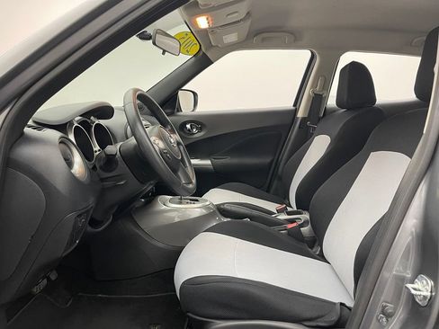 Used 2015 Nissan Juke S FWD image 15