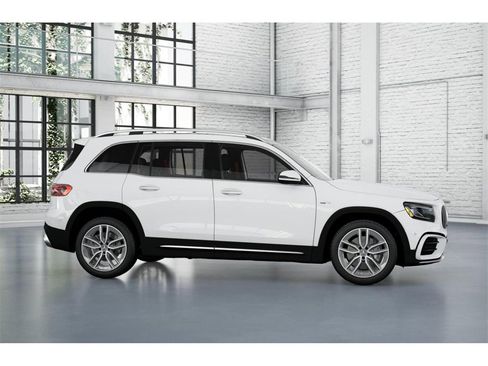 New 2025 Mercedes-Benz GLB 35 AMG 4MATIC image 15