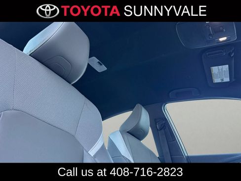 Used 2025 Toyota Camry SE FWD image 20