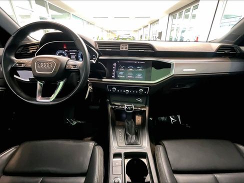Used 2022 Audi Q3 2.0T Premium image 15