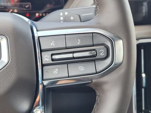New 2026 GMC Yukon Elevation w/ Elevation Premium Package AWD/4WD image 19