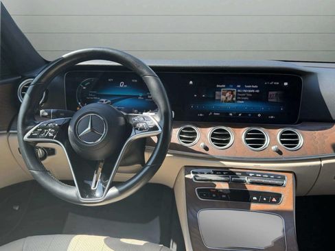 Used 2021 Mercedes-Benz E 350 Sedan image 25