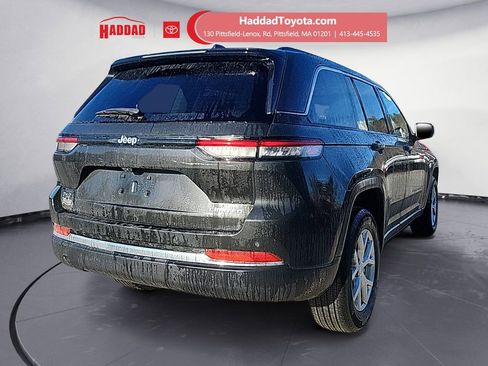 Used 2024 Jeep Grand Cherokee Limited image 5