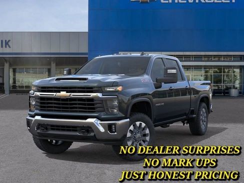 New 2026 Chevrolet Silverado 2500 LT image 6