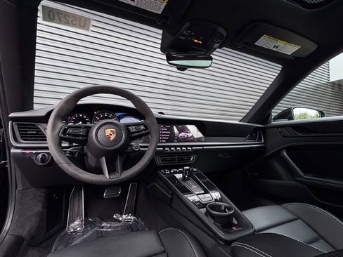 Certified 2022 Porsche 911 Carrera 4 GTS AWD/4WD image 13