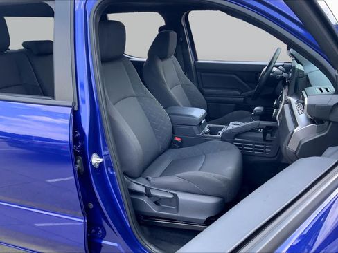 Certified 2025 Toyota Tacoma SR5 RWD image 9
