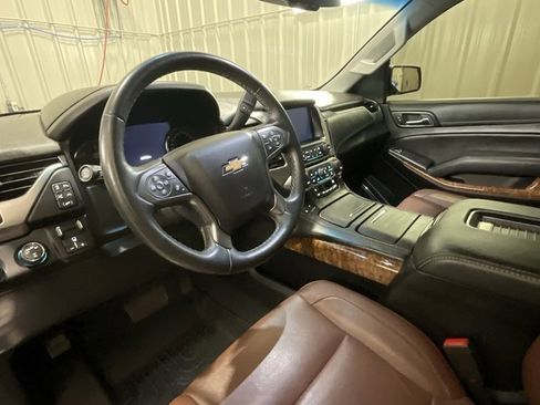 Used 2020 Chevrolet Tahoe Premier w/ Premier Plus Edition image 9