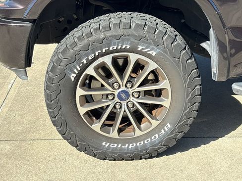 Used 2020 Ford F150 XLT w/ Equipment Group 302A Luxury image 12