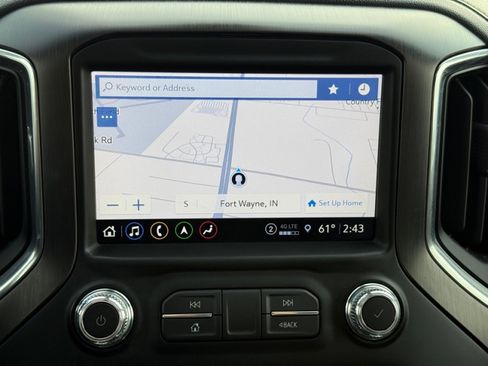 Used 2022 GMC Sierra 2500 AT4 w/ AT4 Preferred Package image 28