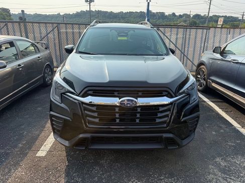 Used 2025 Subaru Ascent Premium AWD/4WD image 4