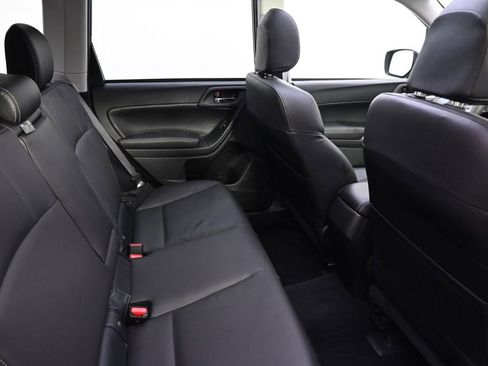 Used 2015 Subaru Forester 2.5i Limited AWD/4WD image 18