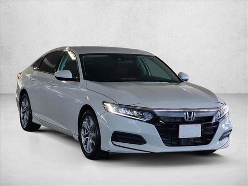 Used 2019 Honda Accord LX image 3