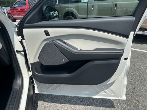 New 2025 Ford Mustang Mach-E Premium image 36